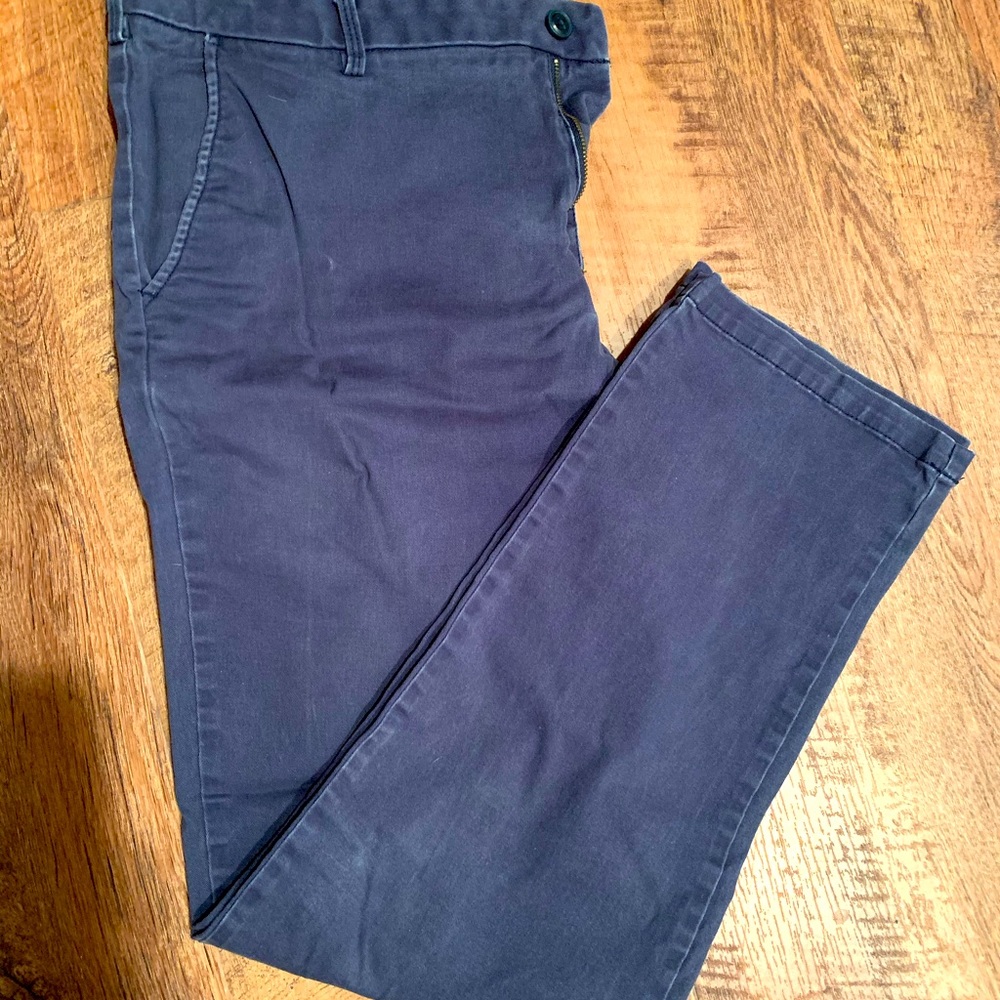 Izod Saltwater Chinos